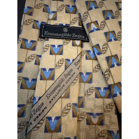 Ermenegildo Zenga Men’s Tie Yellow Blue Ivory Feathers 100% Silk 4” Italian EUC - Picture 5 of 7